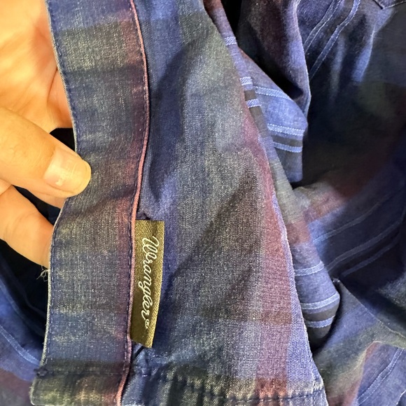 Wrangler Retro Blue Pearl Snap Buttoned Western Casual Shirt  Size XL - Picture 7 of 7